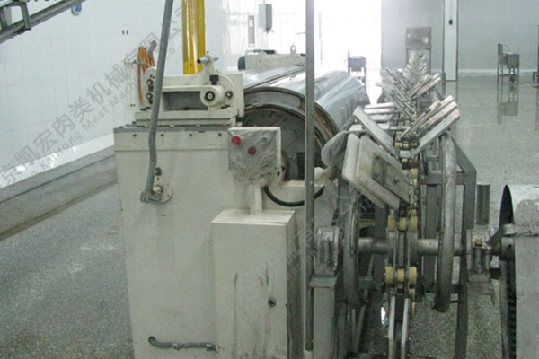Horizontal peeling machine